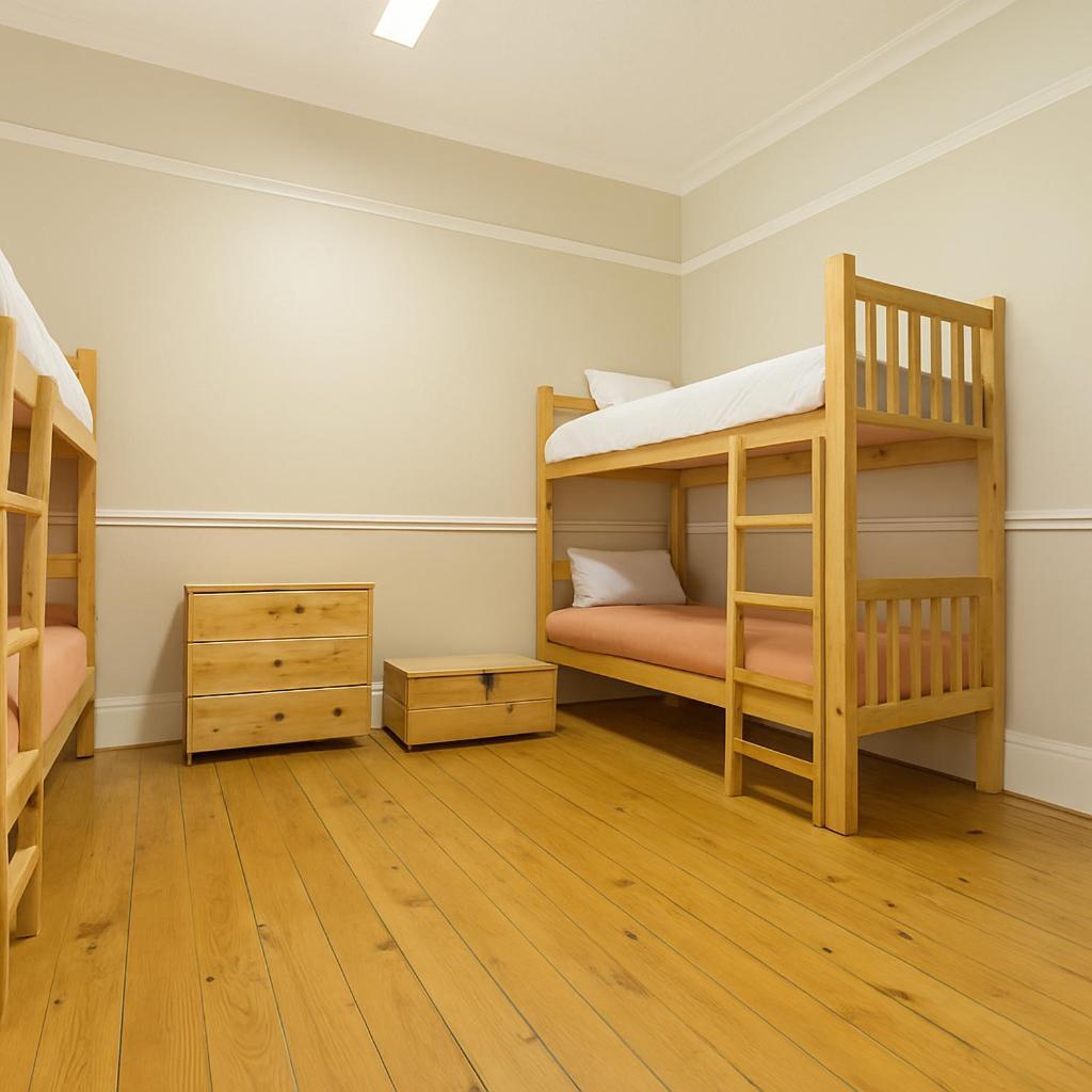 Green Elephant Backpackers Cape Town Room photo