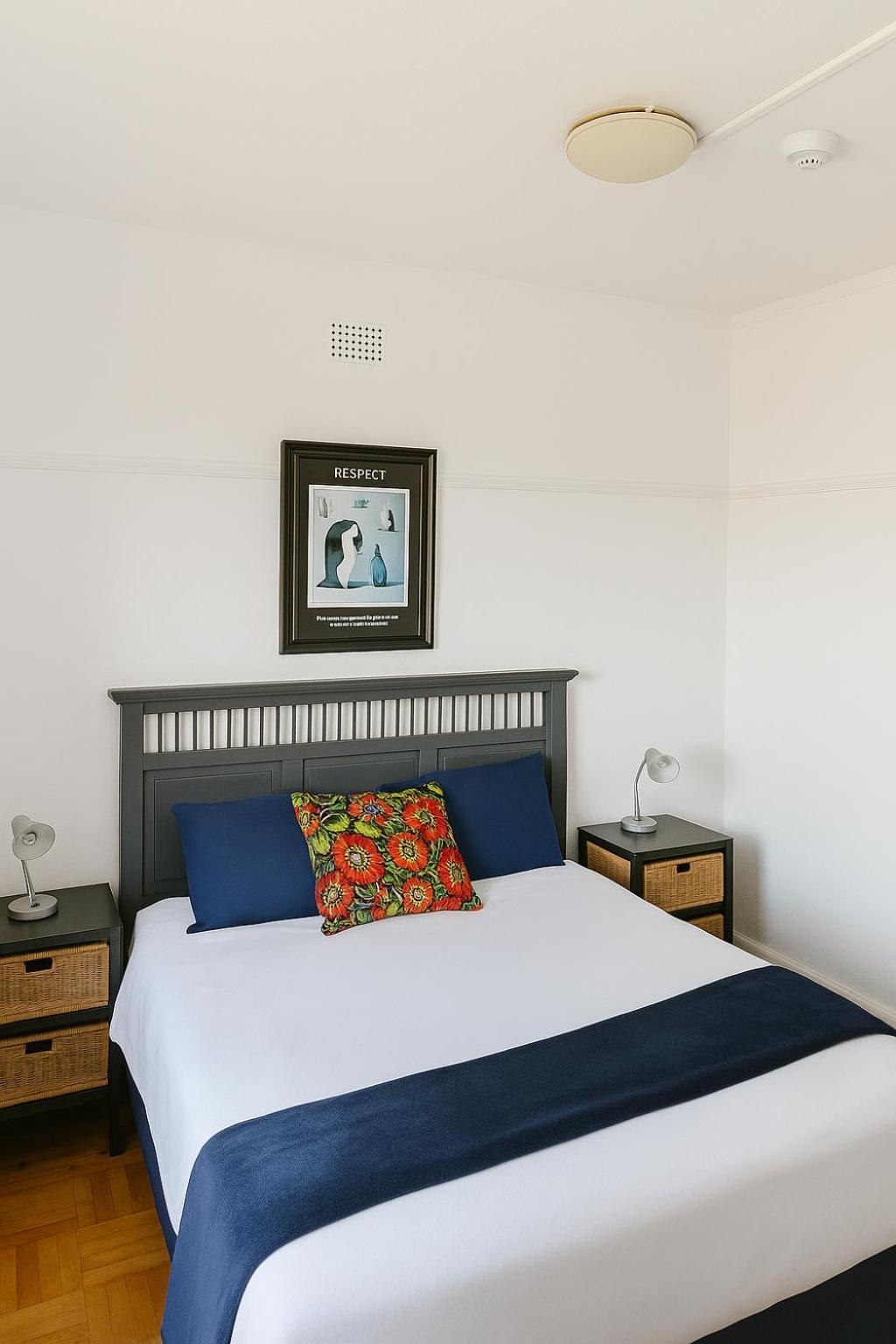 Green Elephant Backpackers Cape Town Room photo