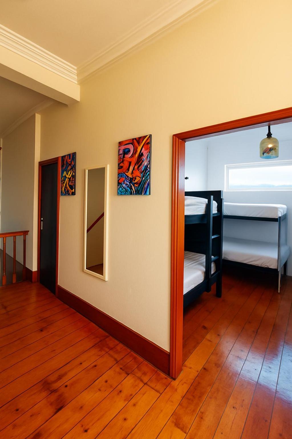 Green Elephant Backpackers Cape Town Exterior photo